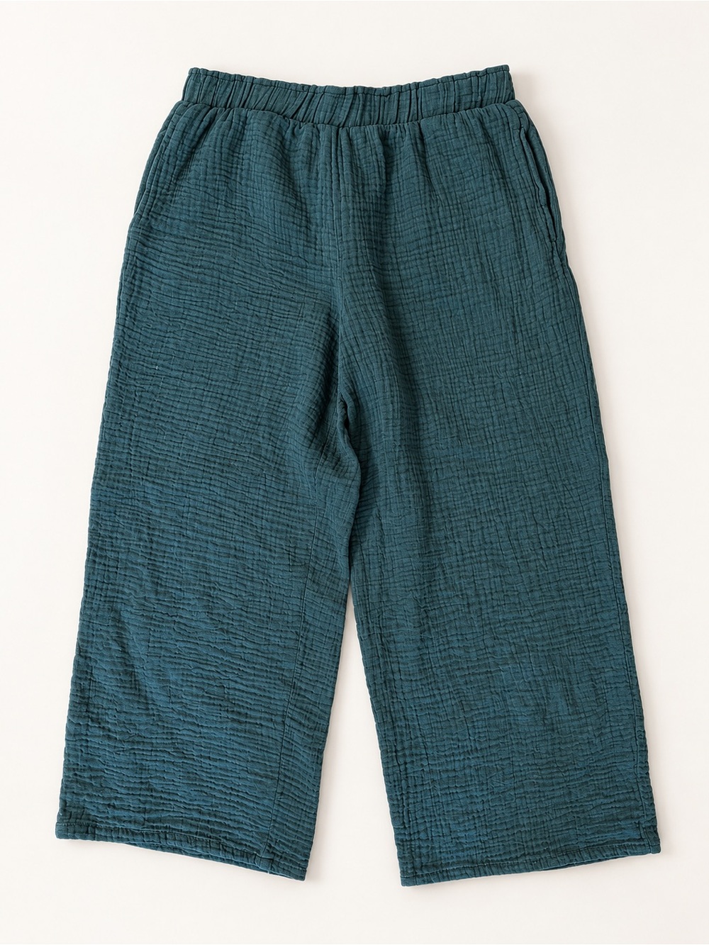 Women's Crop Style Wide-Leg Gauze Pants and Matching Shirts